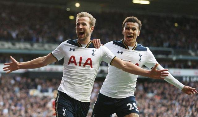  凯恩达成英超百球里程碑，热刺主场击败埃弗顿  